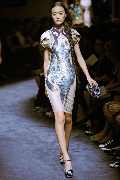 Look 19